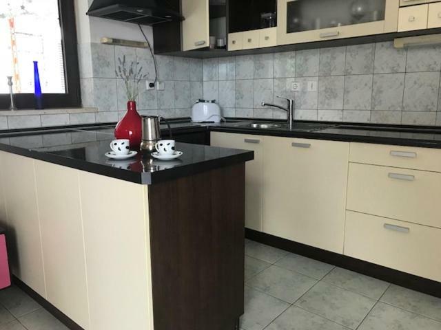 Pine Apartment 赫瓦尔 外观 照片
